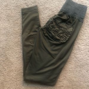 SOLD ON EB@Y Cute booty lounge, army green leggings